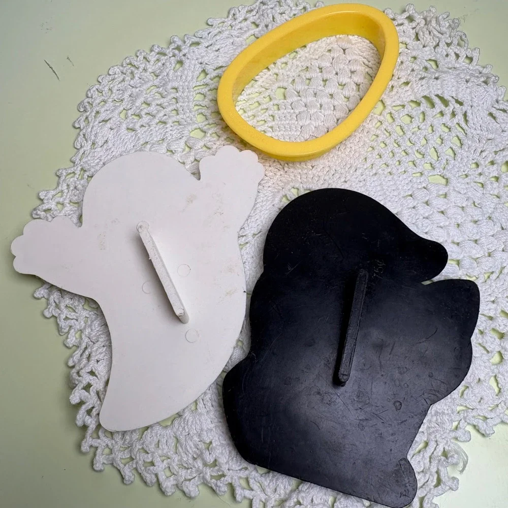 Vintage Hallmark Cookie Cutters Spooky Halloween Plastic Cat Ghost
